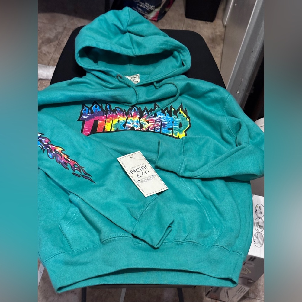 Thrasher’s hoodie tie dyed pattern